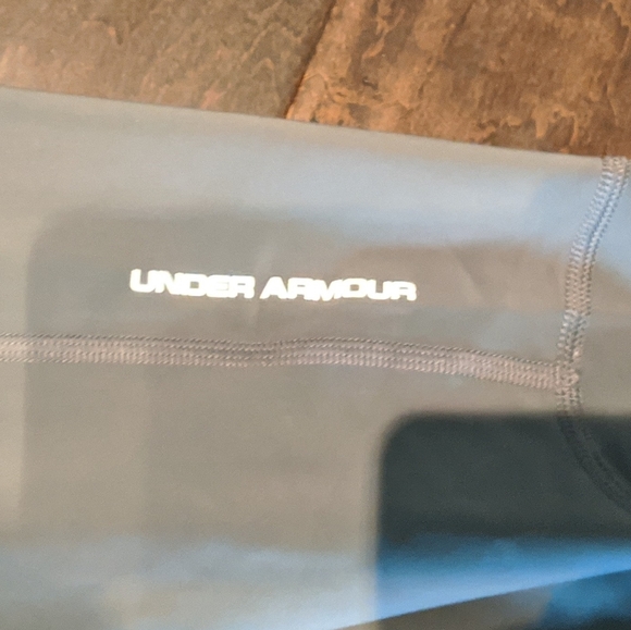 Women's Grey Under Armour Compression tights - Picture 2 of 5
